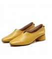 Chaussures en cuir jaune