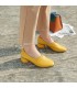 Chaussures en cuir jaune