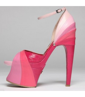 Sfumature di rosa scarpe architettoniche