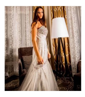 Graues wunderschön verziertes sexy Meerjungfrauen Hochzeitskleid