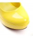 Chaussures jaunes de mode d'étoile